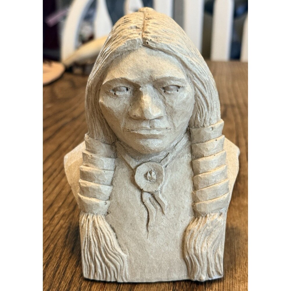 Vintage Woodcast Collectibles Native American Indian Head Sculpture
